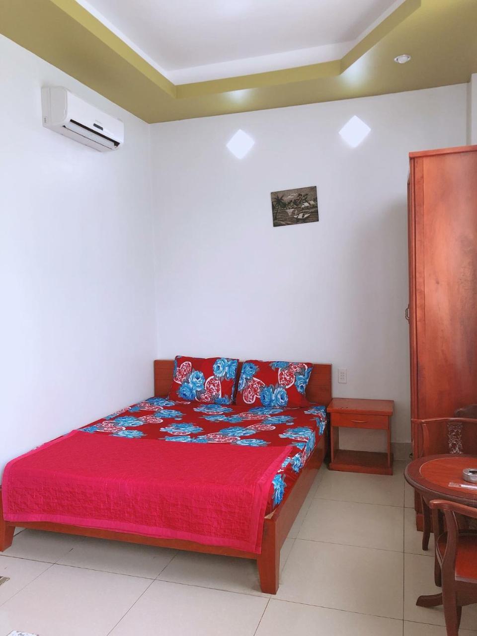 Ngoc Kha Tu 1 Hotel Long Xuyên Buitenkant foto
