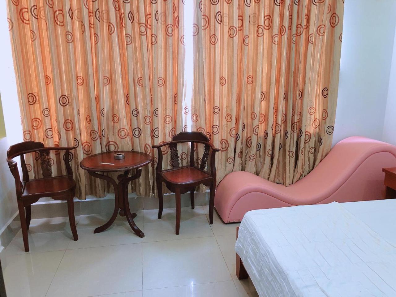 Ngoc Kha Tu 1 Hotel Long Xuyên Buitenkant foto